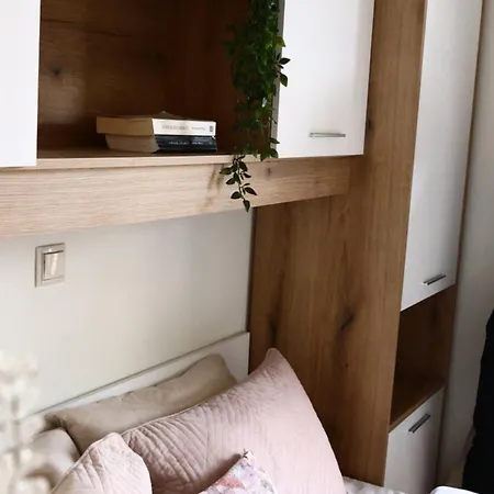 Sunny Apartment
